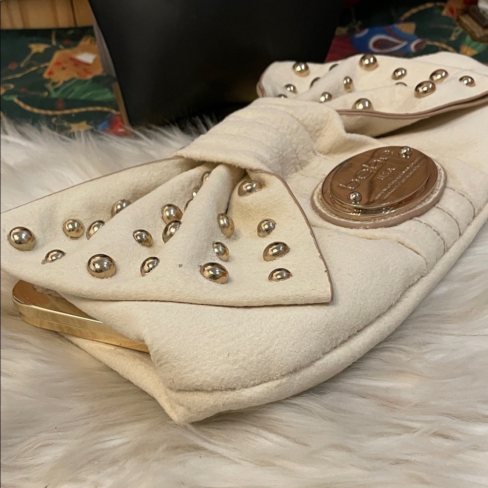💜Bebe Ivory Clutch with Gold Studs - Picture 5 of 7